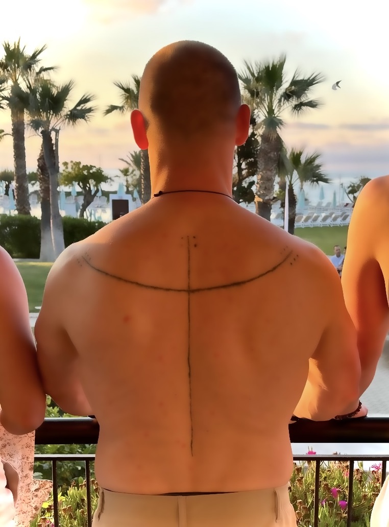 Das fertige Tattoo auf dem Rücken – Symbol für Balance